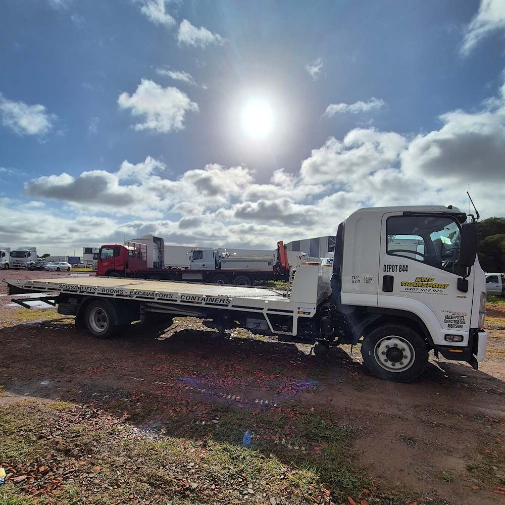 EWP Transport - 6 tonne truck